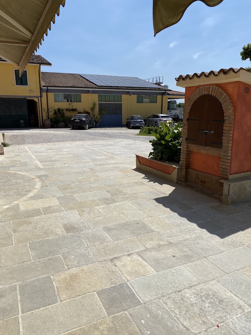 Vitivinicola La Rifra di Fraccaroli Claudio e Luigino
