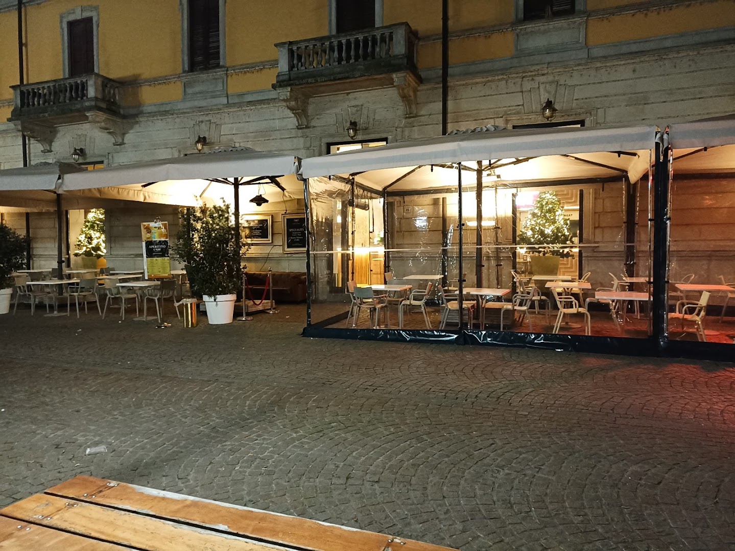 VITTORIA CAFÉ & BISTROT
