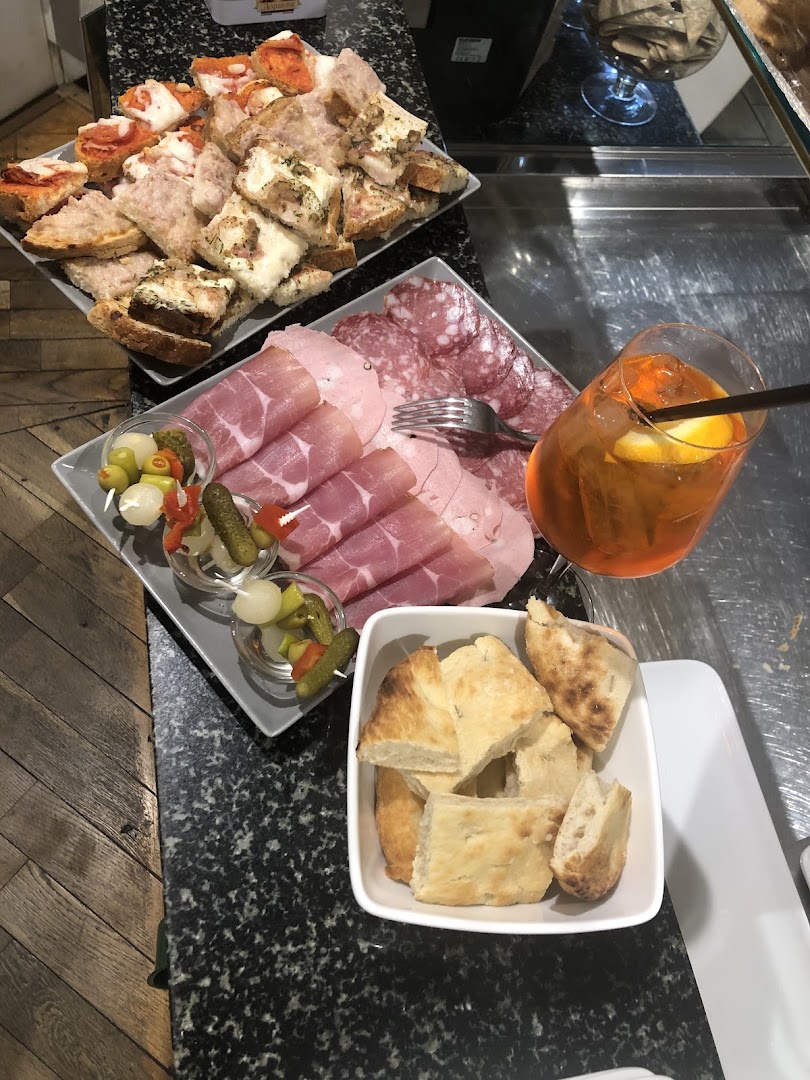 Vittoria Cafe'