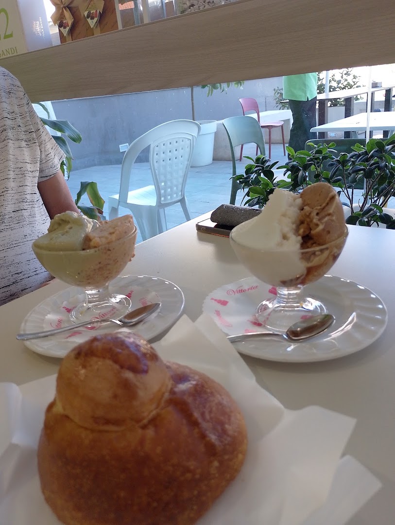 Vittoria pasticceria - Belpasso (CT)