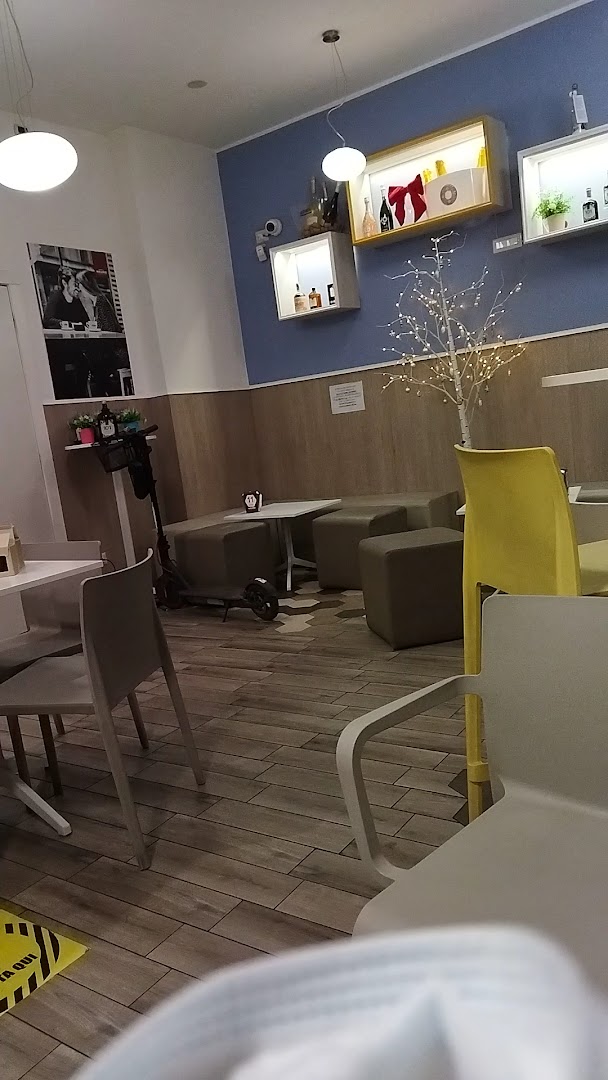 Vivè - Caffetteria, gelateria artigianale, sala da The, cioccolateria, semifreddi, Adelfia