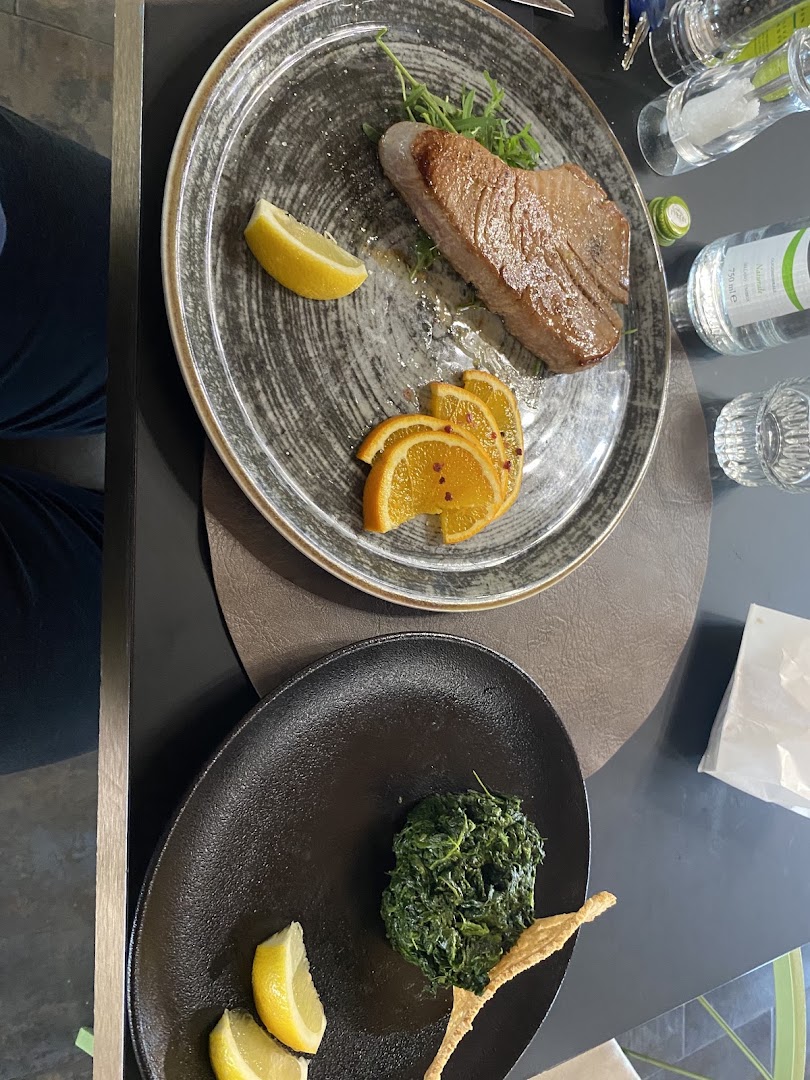 VIVO Spazio Menchetti – Cucina italiana moderna nel cuore dell’Umbria