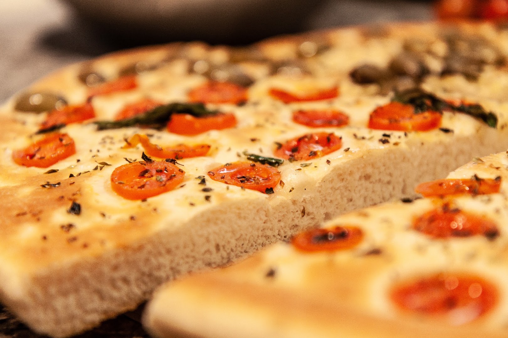Voglia di PIZZA ★ Tonde CLASSICHE e MAXI ★ Pizza in TEGLIA al Trancio ★ Pizza AL METRO, Uboldo