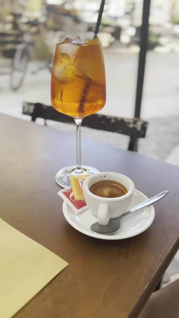 Voglia... Pane e vino, Bari