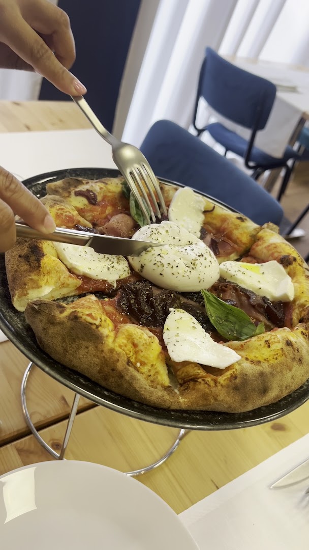 Vulcano Milano Braceria con Pizza