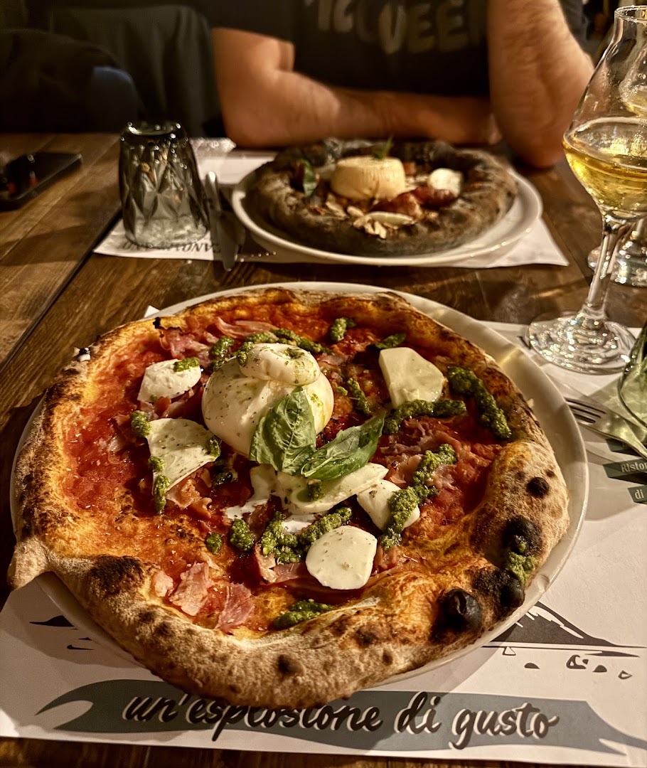 Vulcano Milano Pizza e Carne, Segrate