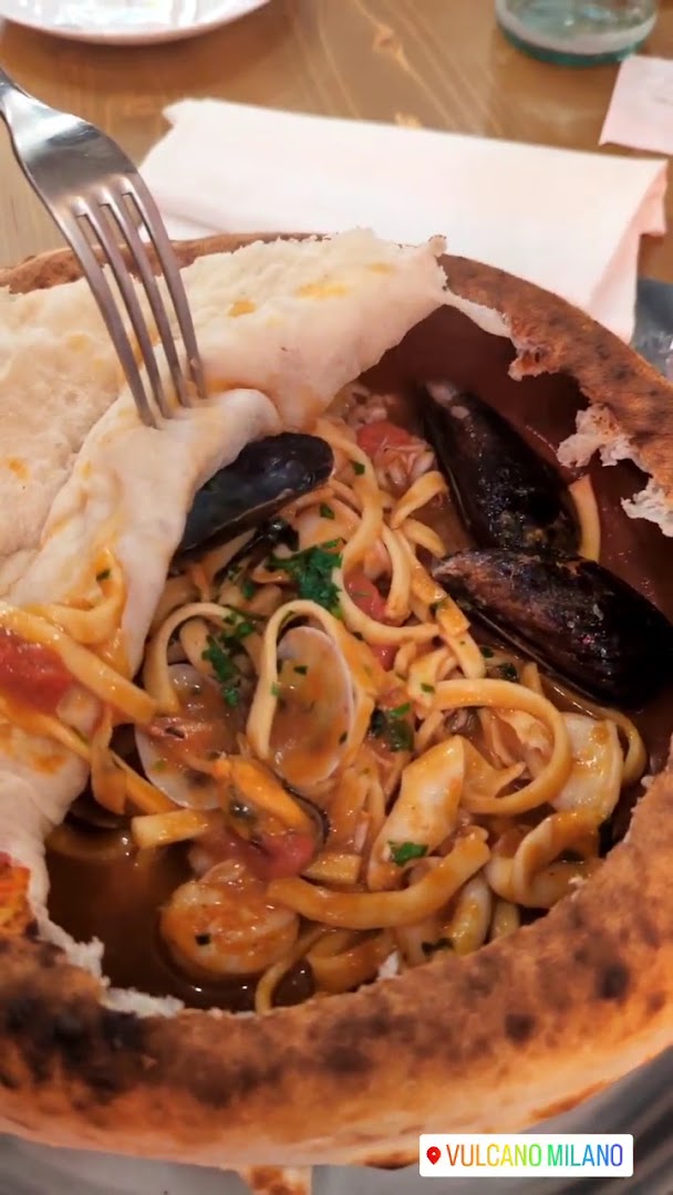 Vulcano Milano Pizza e Pesce