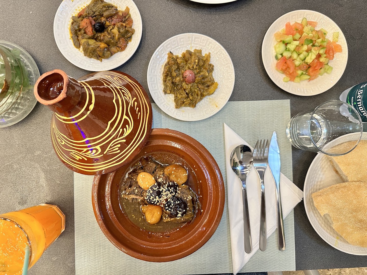 Waard Ristorante & Narghilè, Milano
