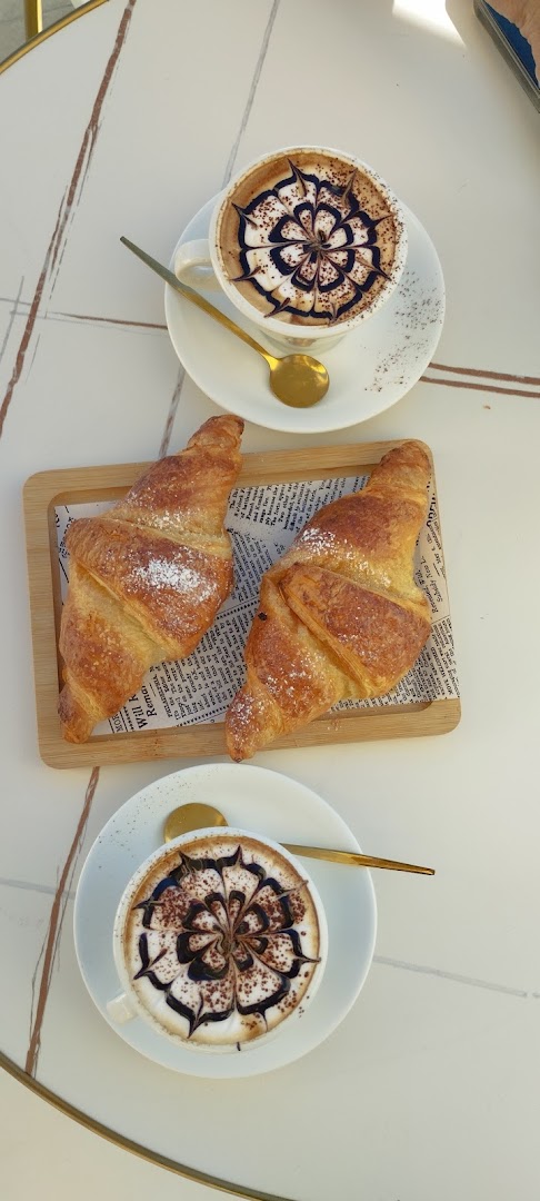 Wake Up Café