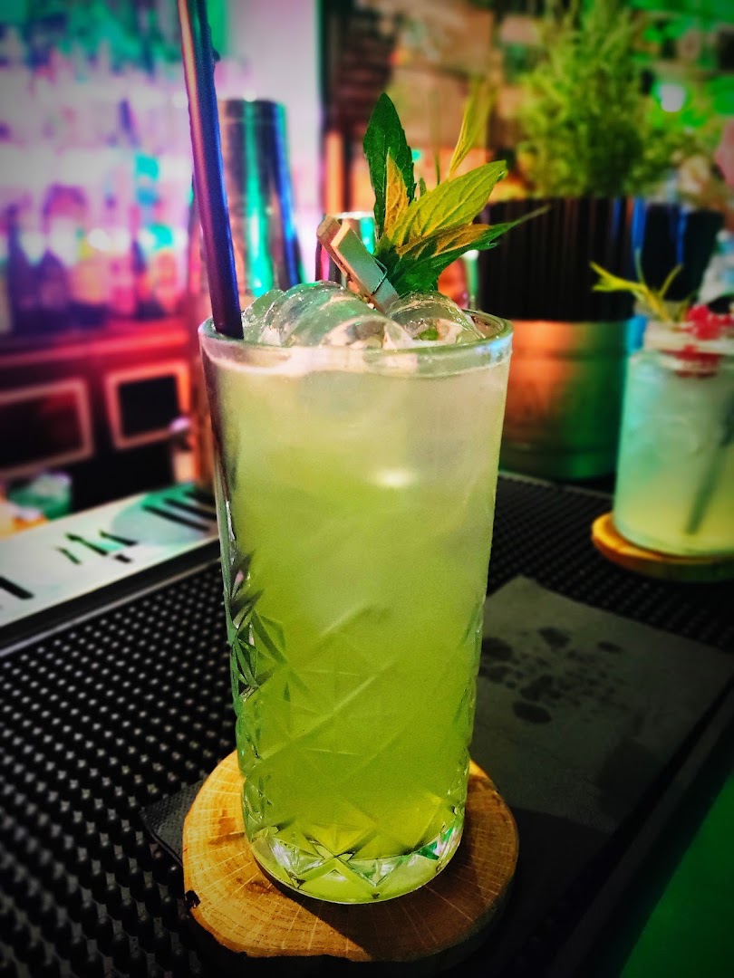 Walhalla cocktail bar