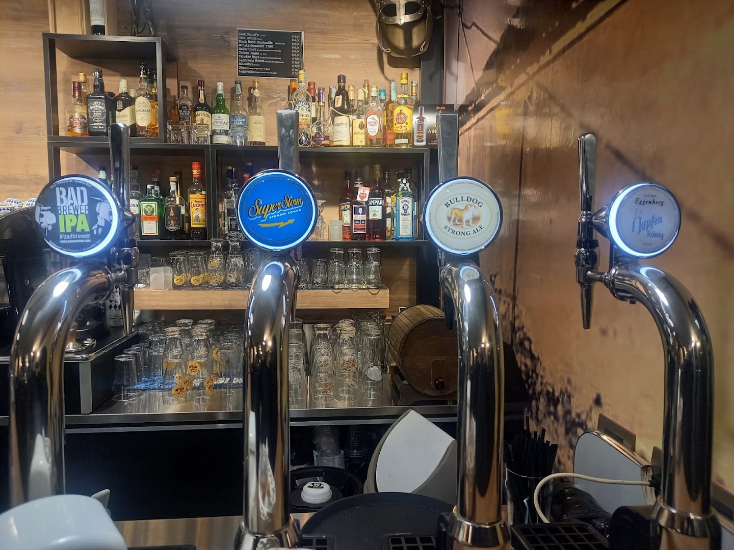 Wallace Hamburgeria & Pub