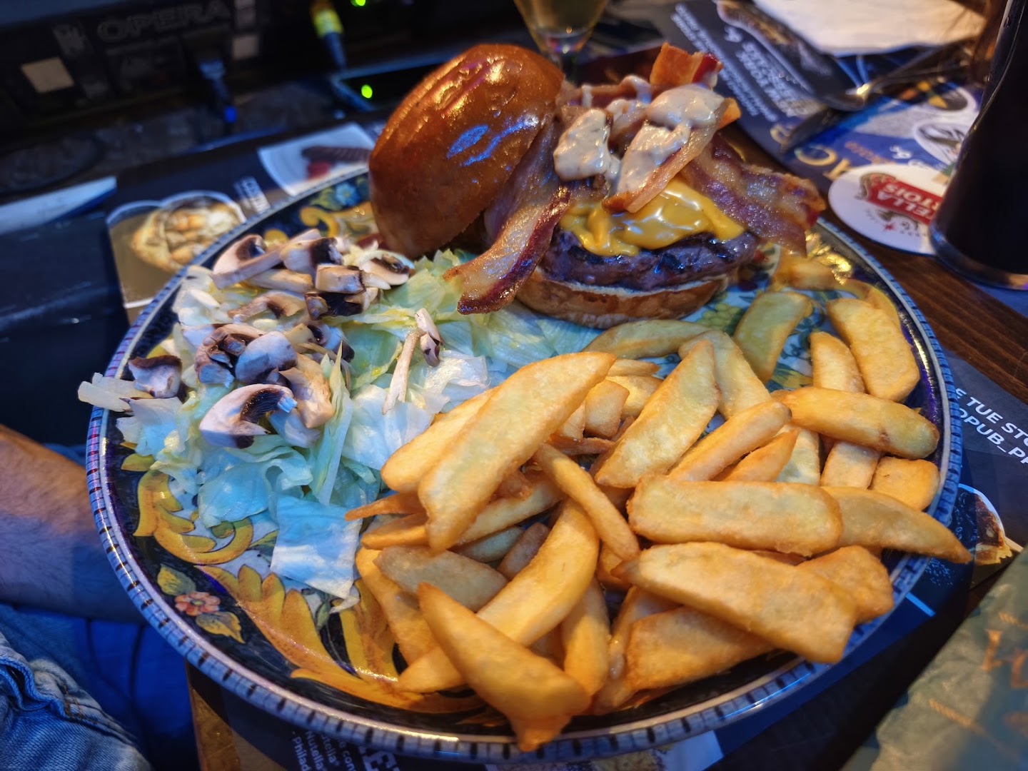 Wallace Pub
