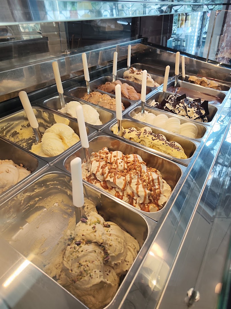 Wally Gelateria Creativa LAVATER, Milano