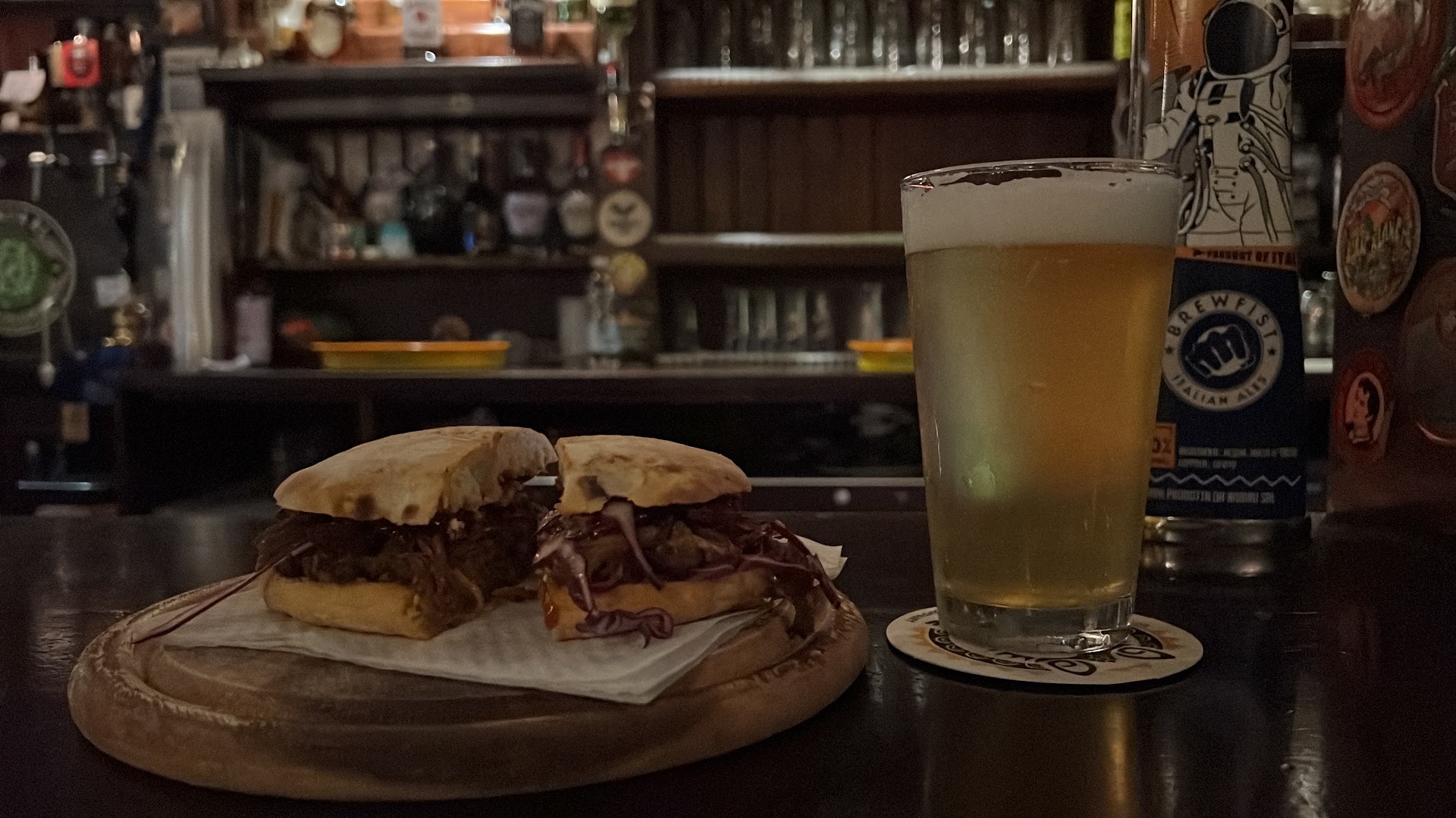 Wellington Pub