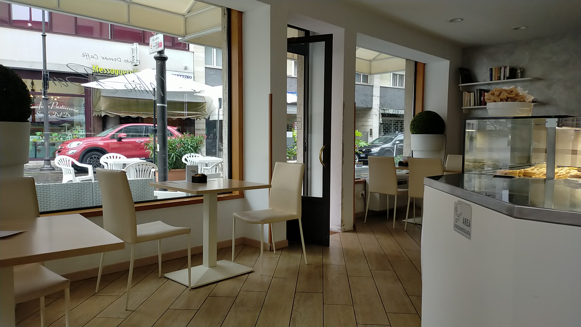 White Bar Udine