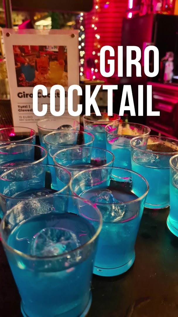 ¿Who's Bad? Bar, Aperitivo e Hamburger Vimercate
