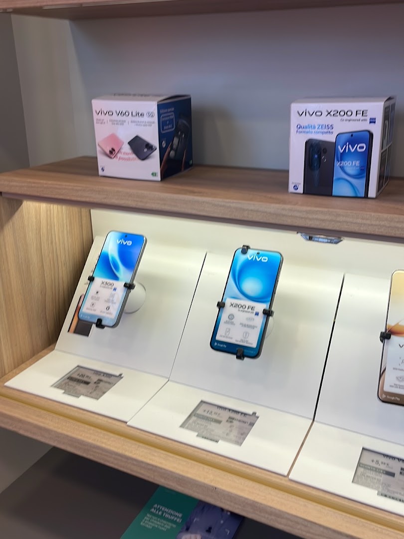 WINDTRE Store | CC Tiburtino, Guidonia Montecelio