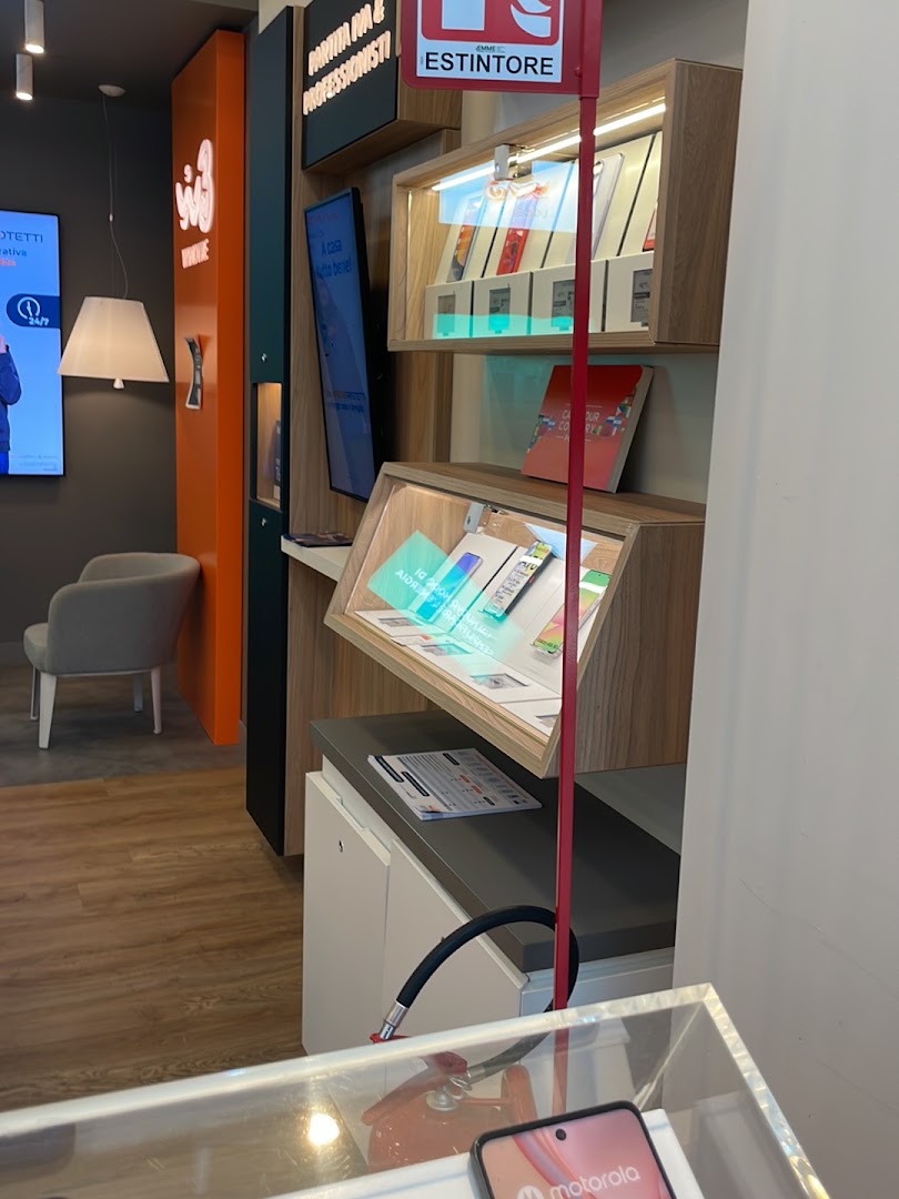 WINDTRE Store | CC Tiburtino