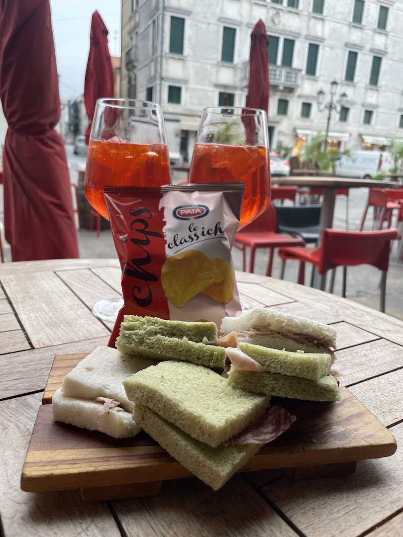 Wine Bellini