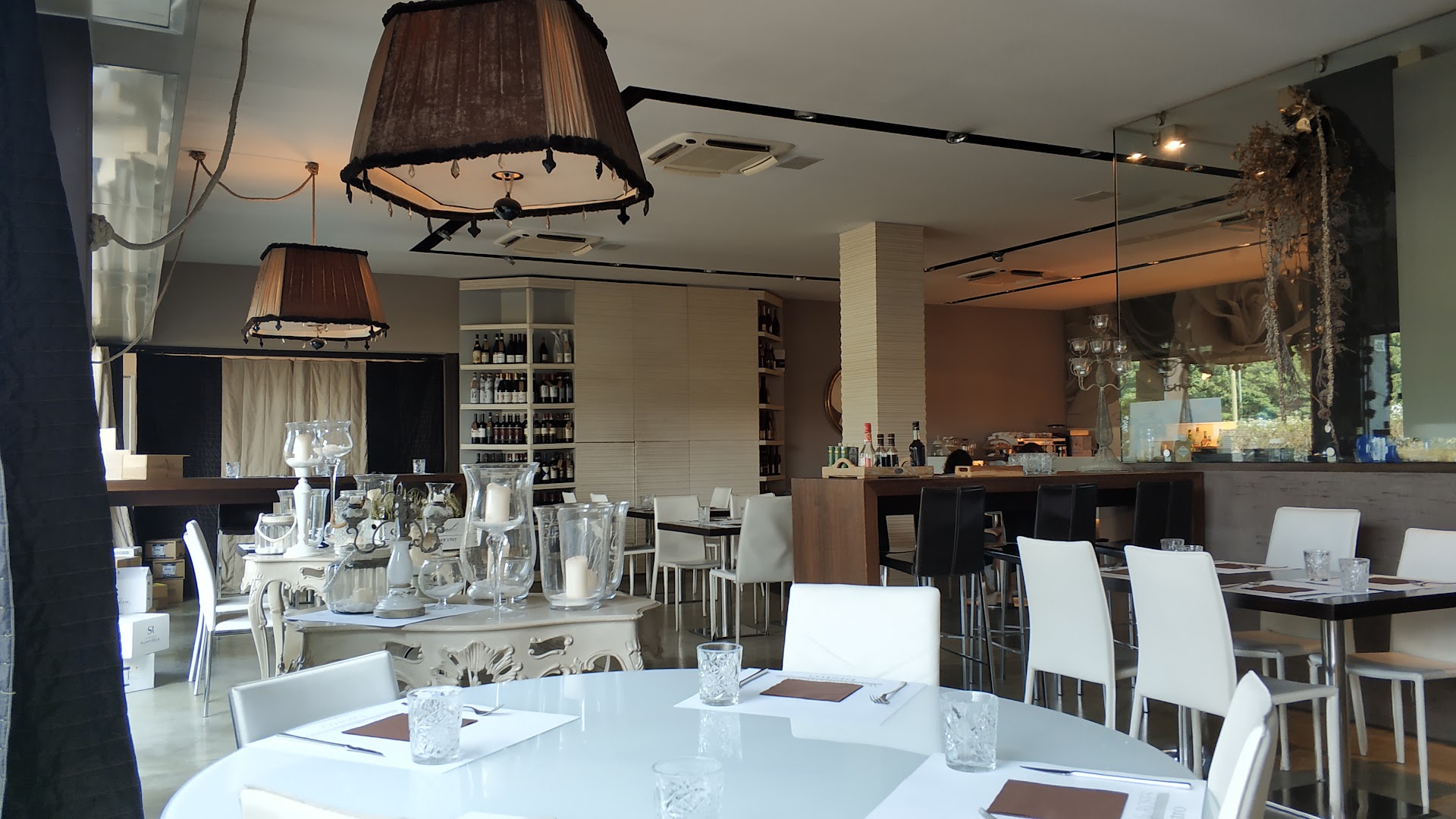 Wine & Roses Cafè, Vimercate