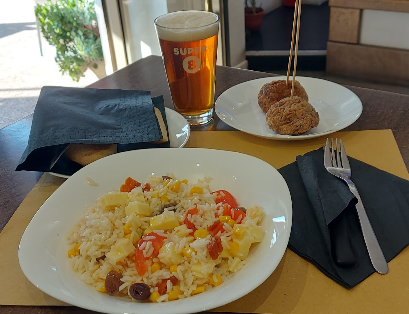WOOD CAFE