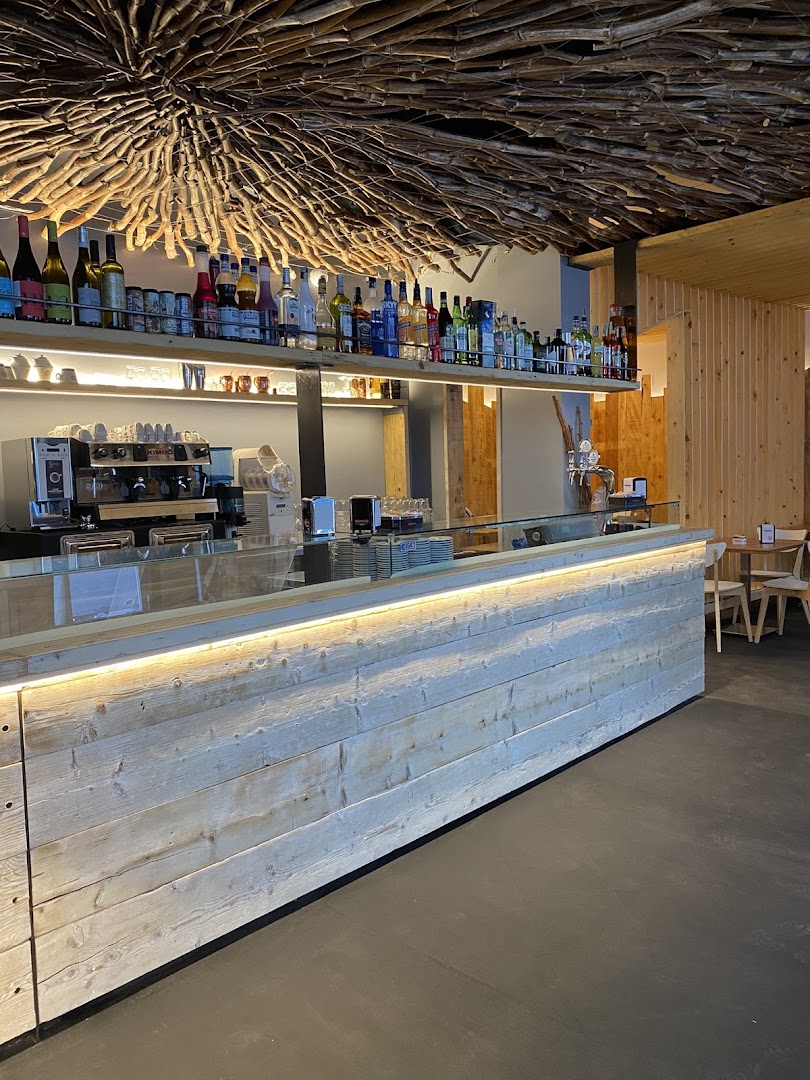 Wood Risto Bar