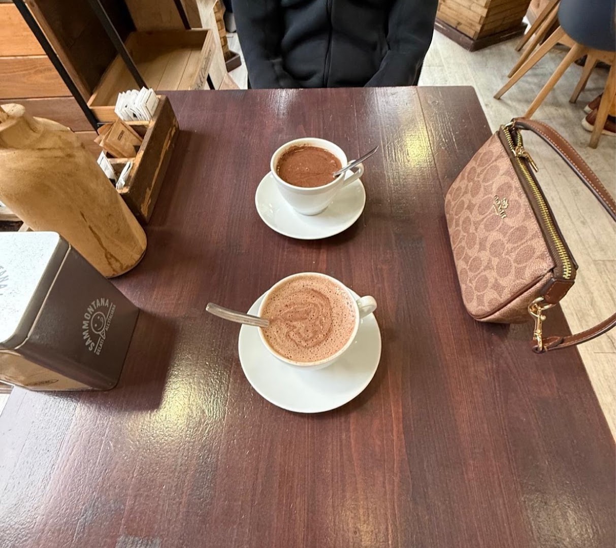 Wood's Caffè, Torino
