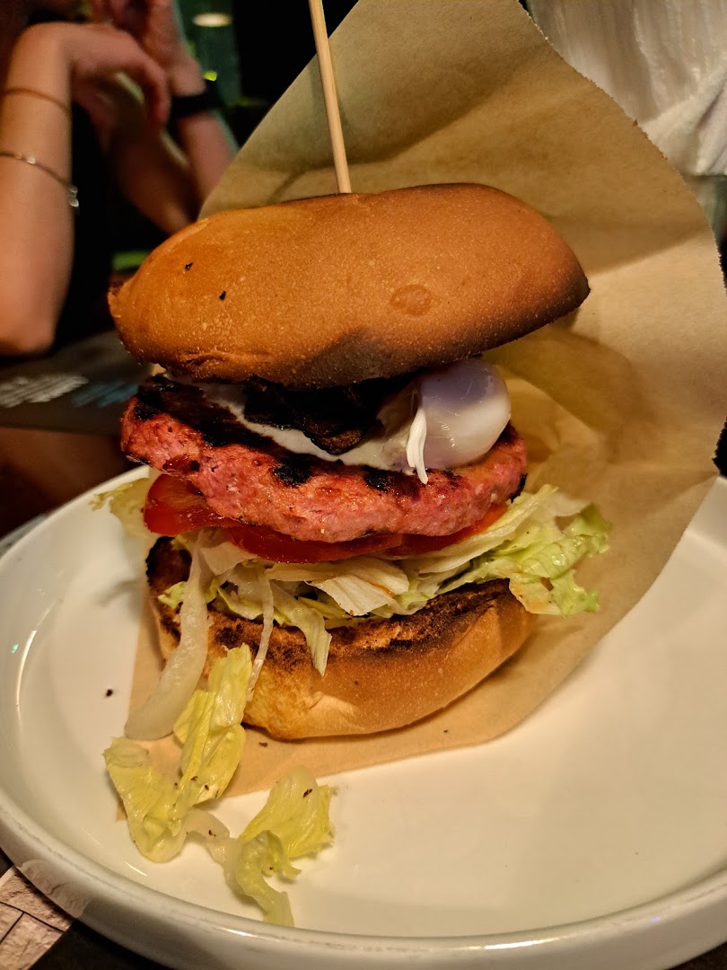 Wunderbar Café