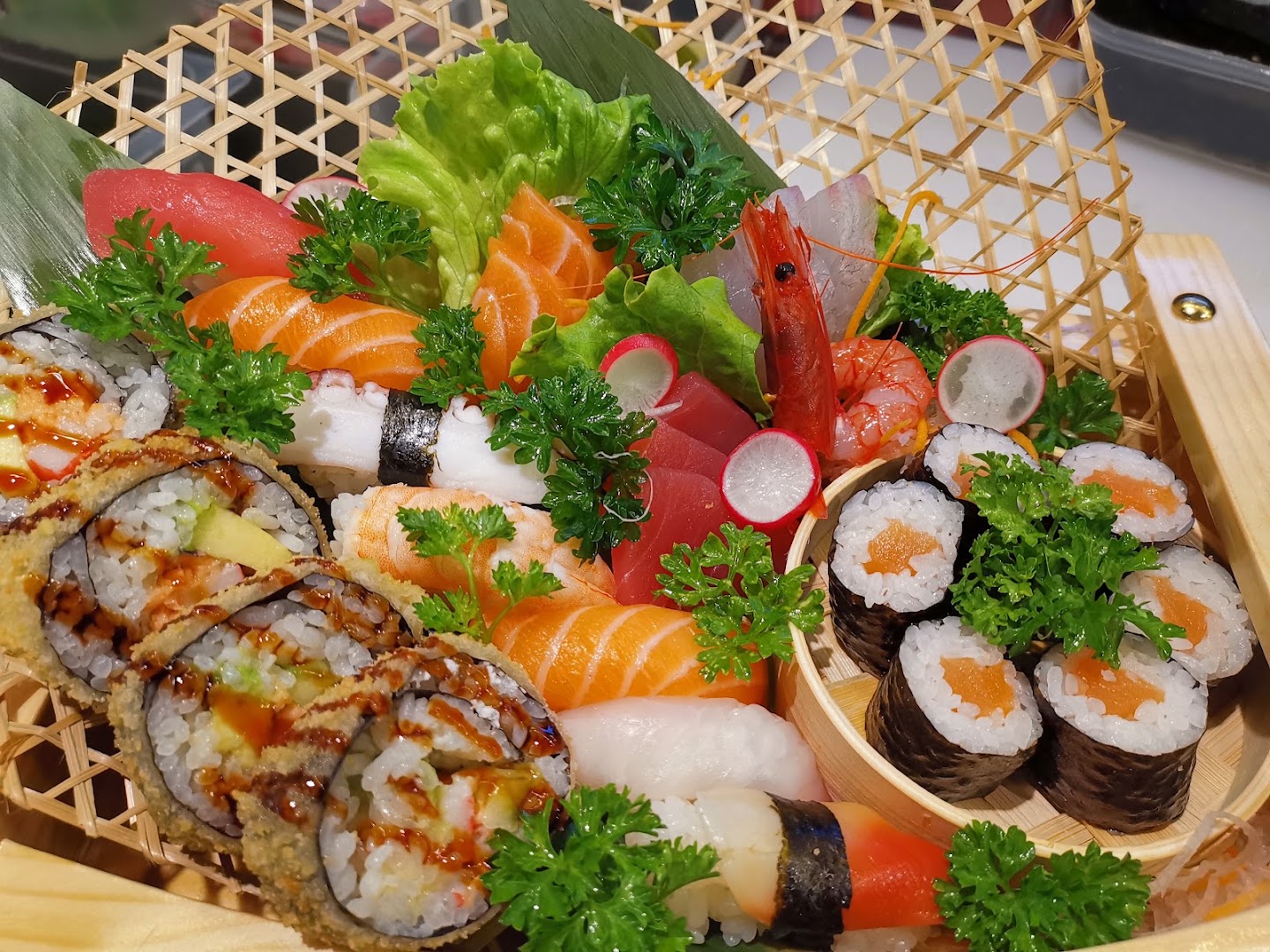 X Sushi