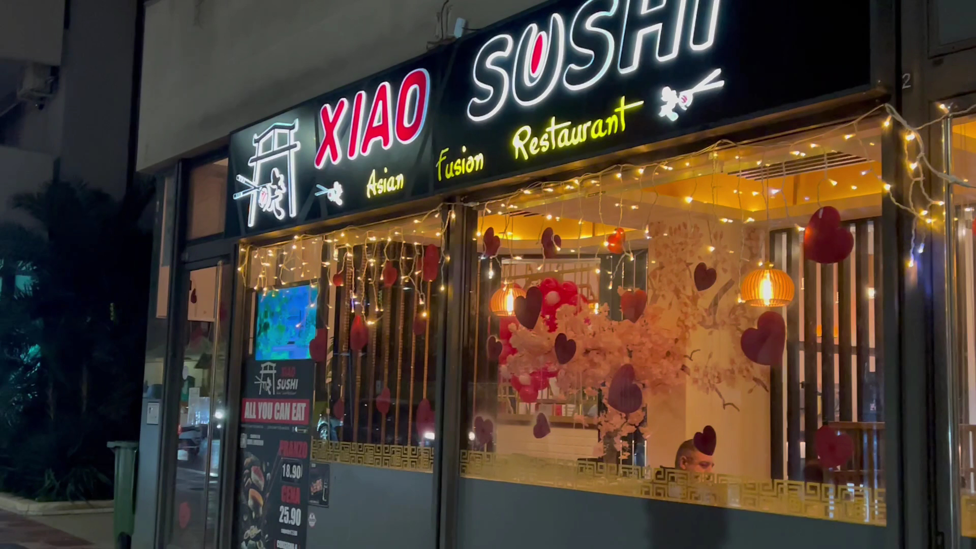 Xiao Sushi, Brindisi