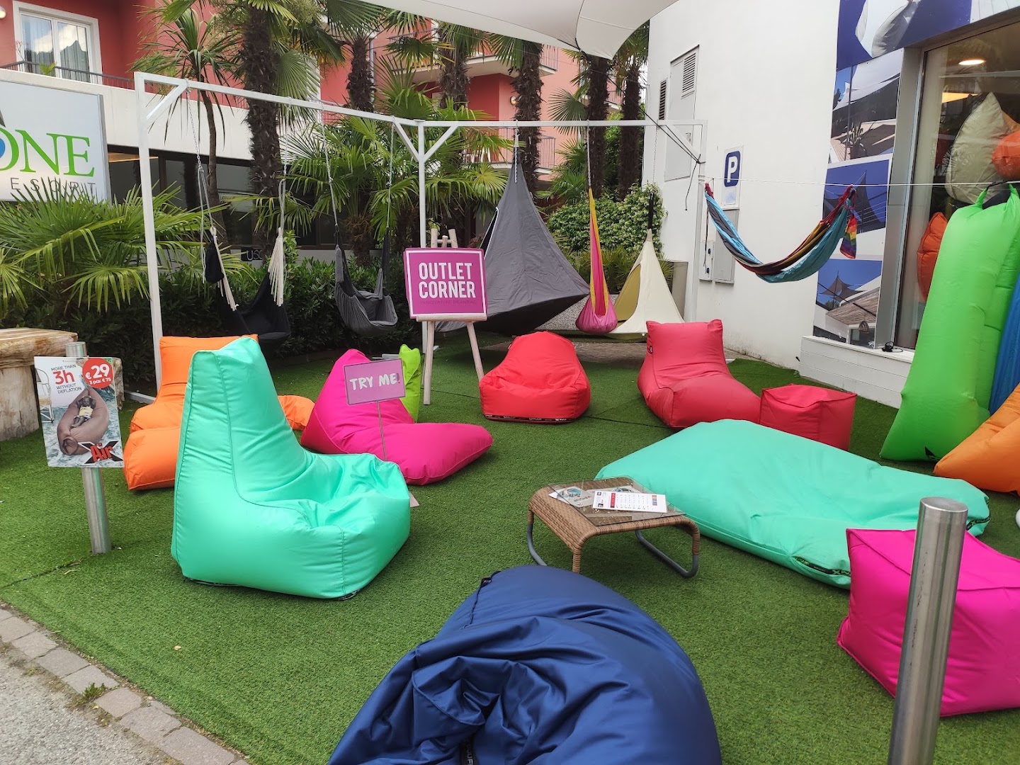 XPOUF STORE, Riva del Garda