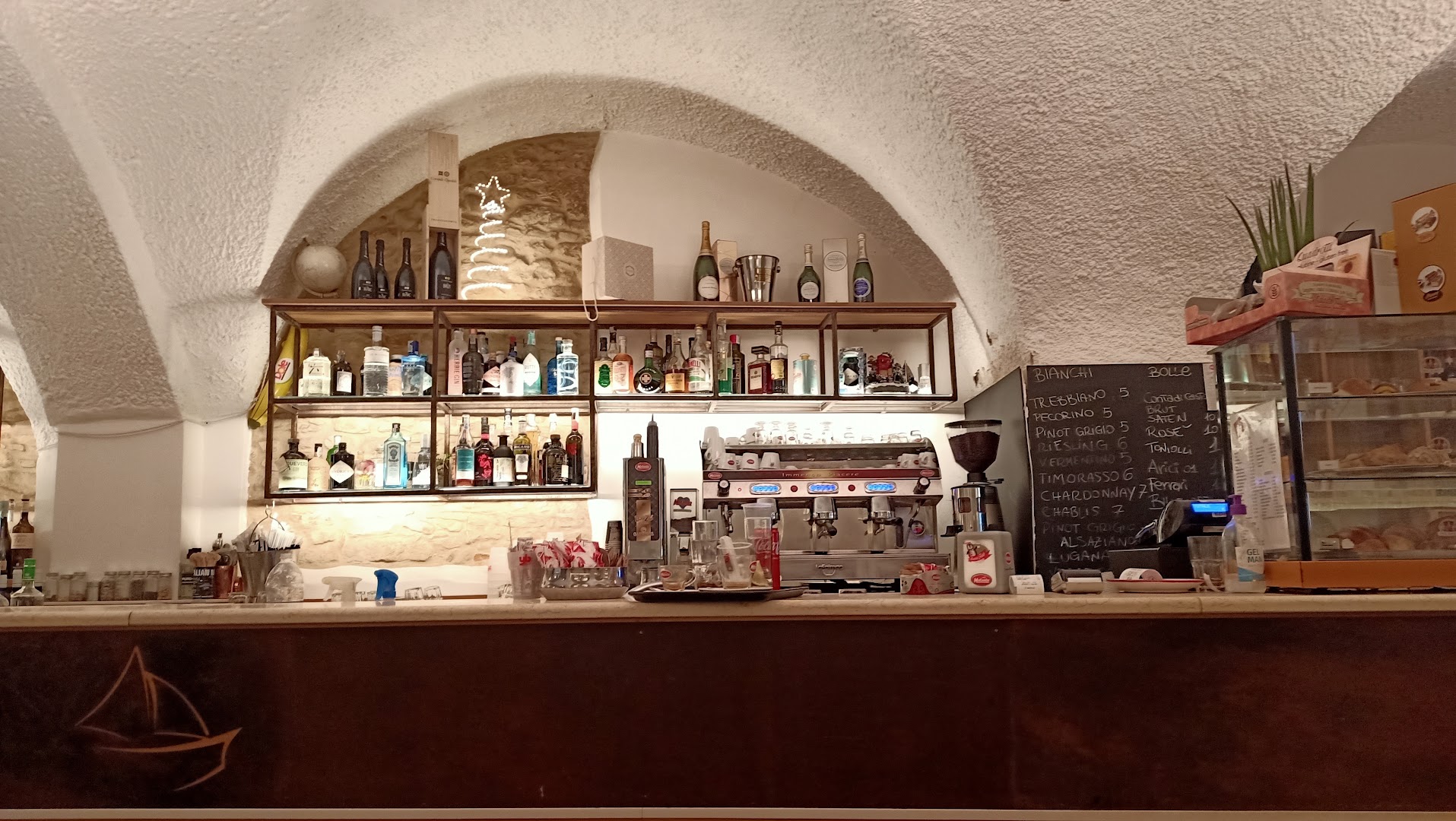 Yacht Bar