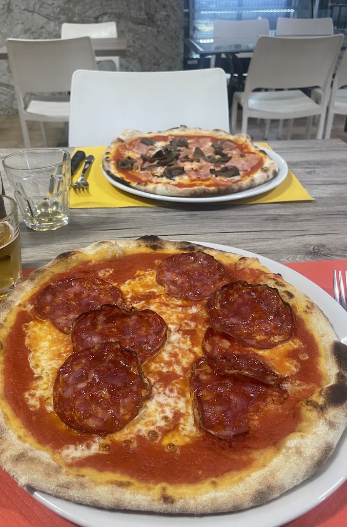 Yam Bar Pizzeria Tavola Calda