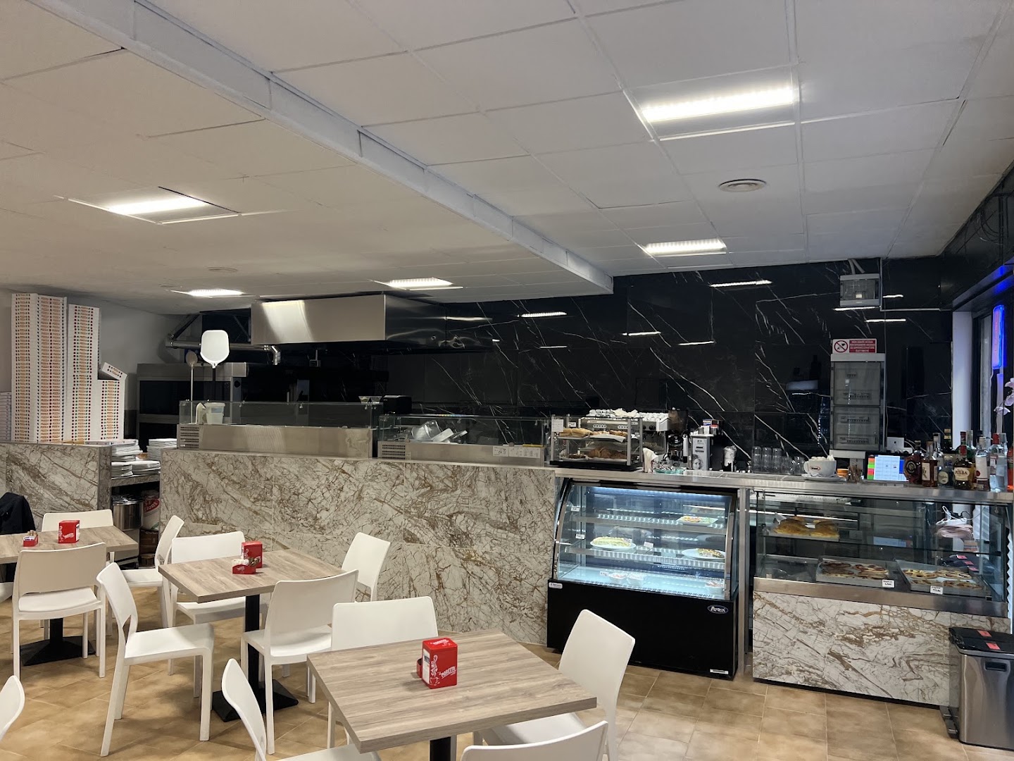 Yam Bar Pizzeria Tavola Calda