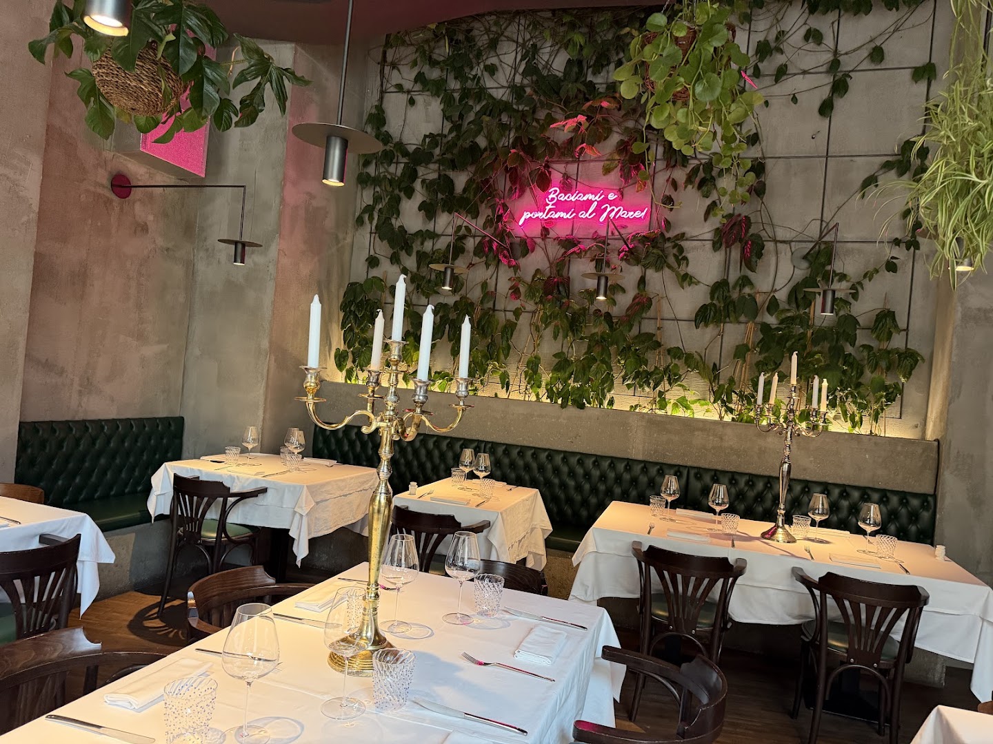 Yard Restaurant