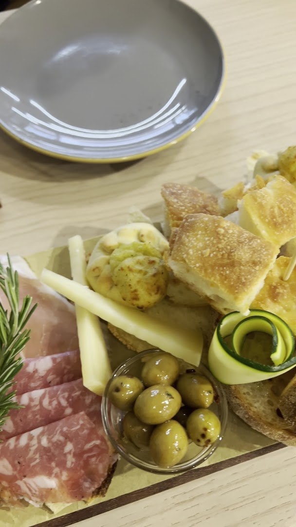 Yaya - Forno, cucina, tradizione