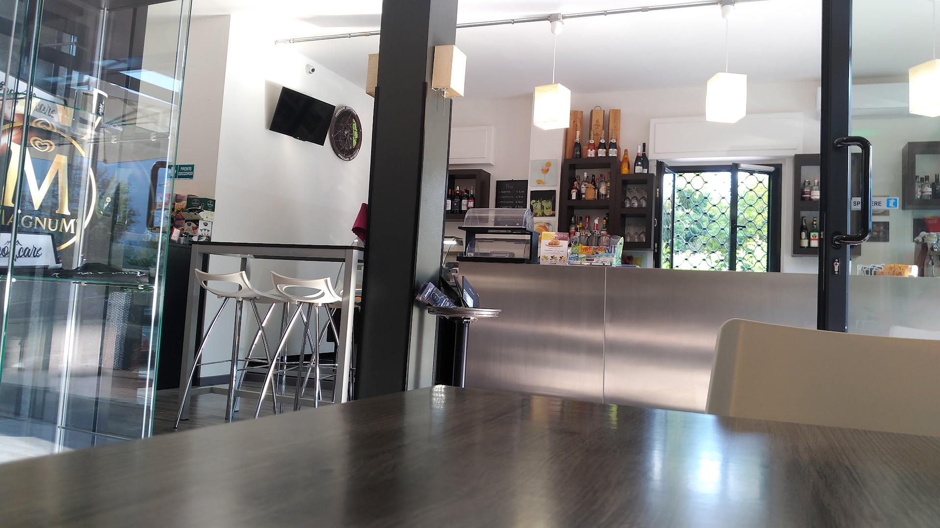 Yle Coffee & Grill