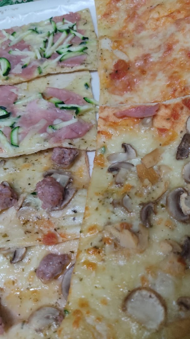 Yogo Pizza