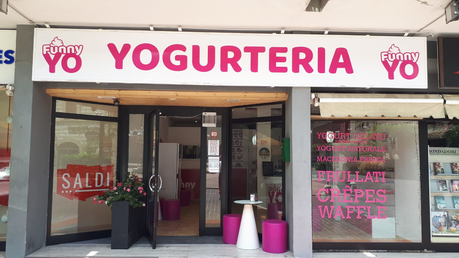 Yogurteria Funny YO