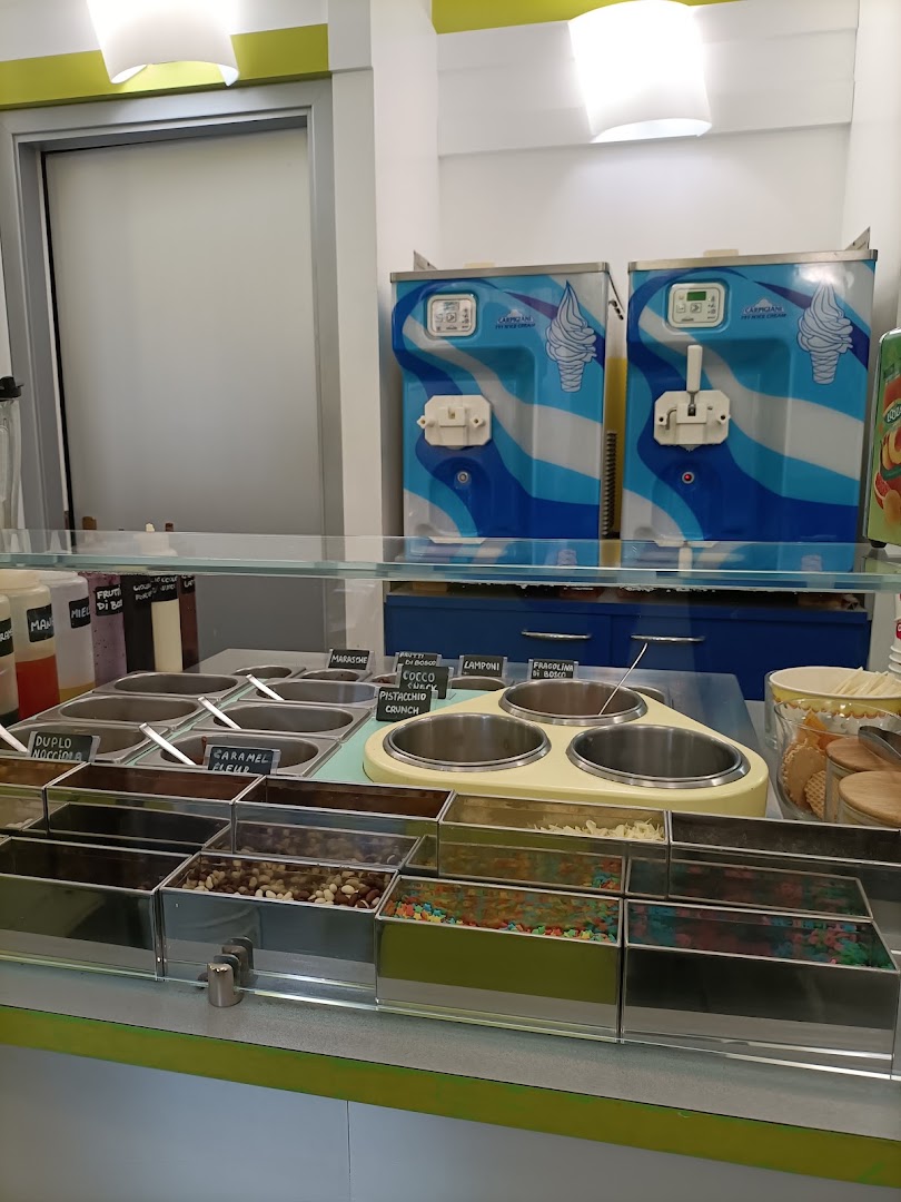 Yogurteria gelateria creperia Yo-goo
