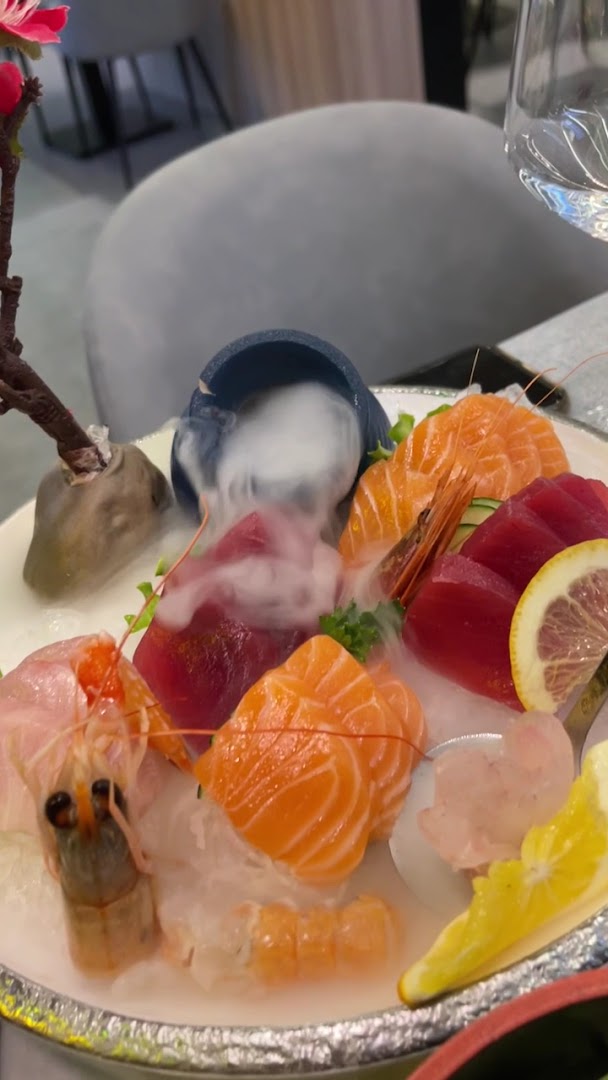Yolo Sushi