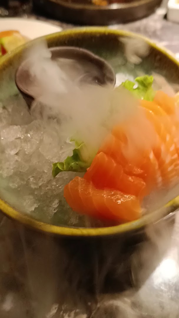 Yoshi Restaurant