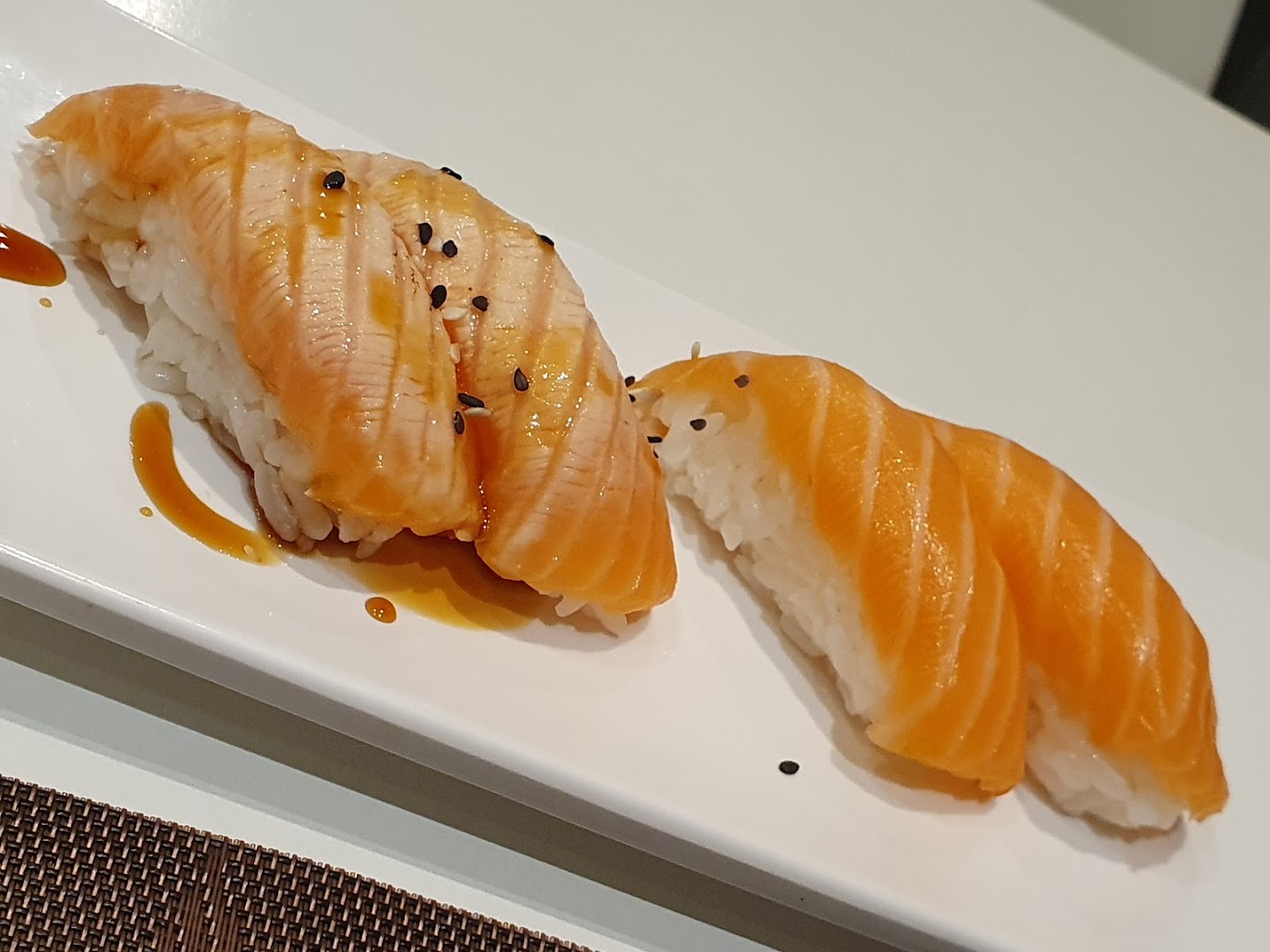 Yoshi Sushi