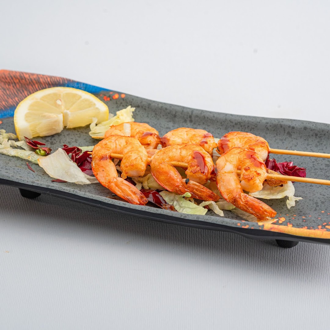 YUMI Asia Fusion Restaurant Sushi All You Can Eat, Opera