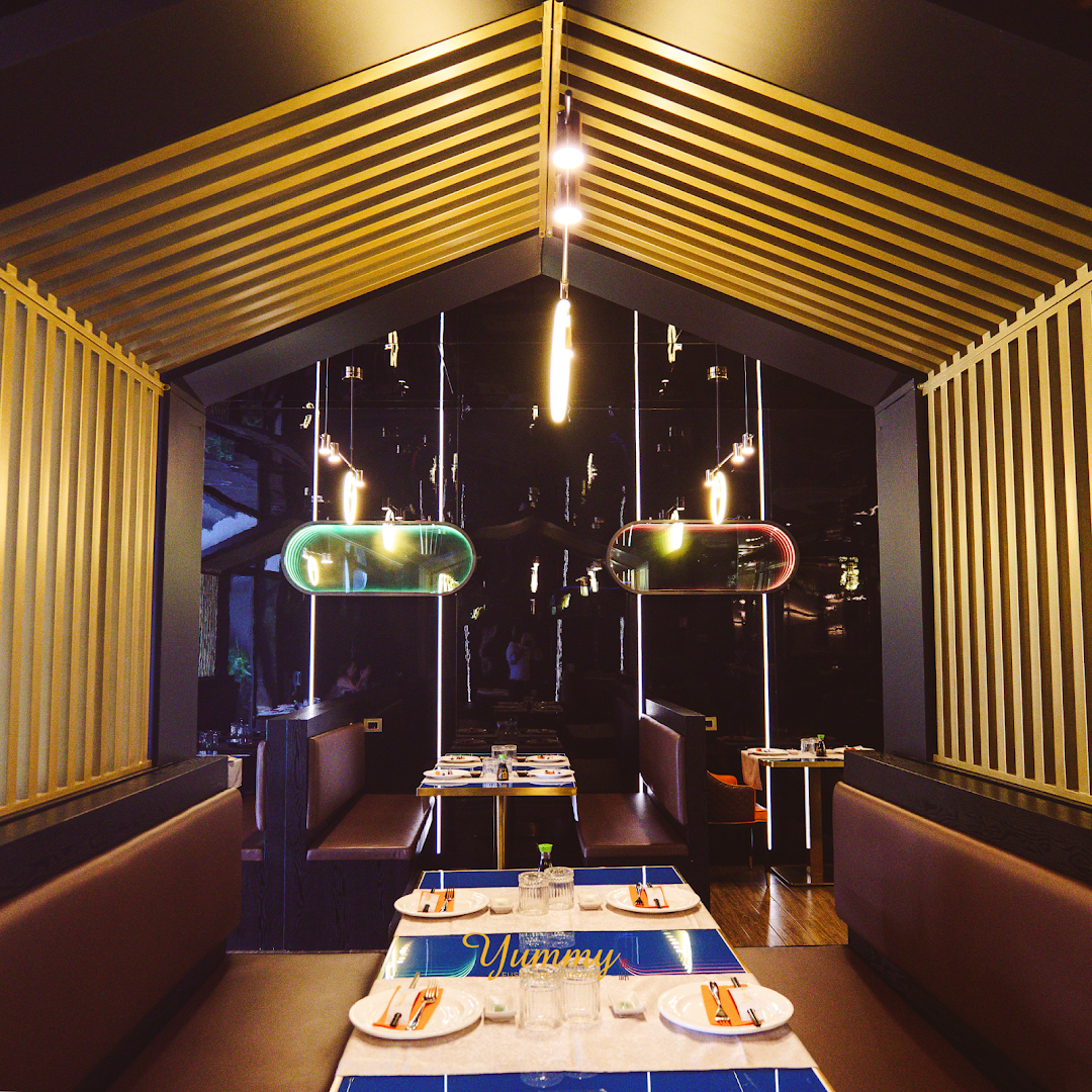 Yummy Fusion Restaurant
