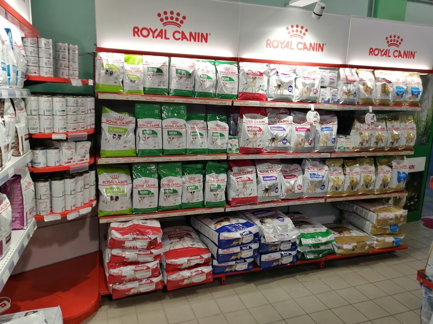 Zampiland pet store