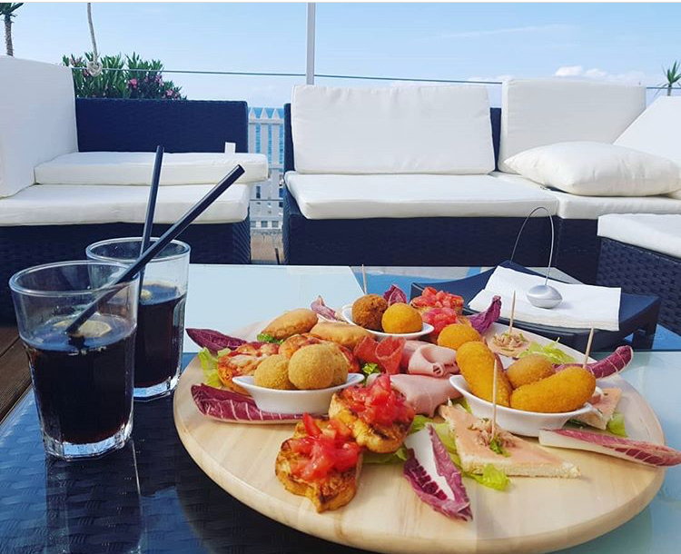 Zanza Beach Club
