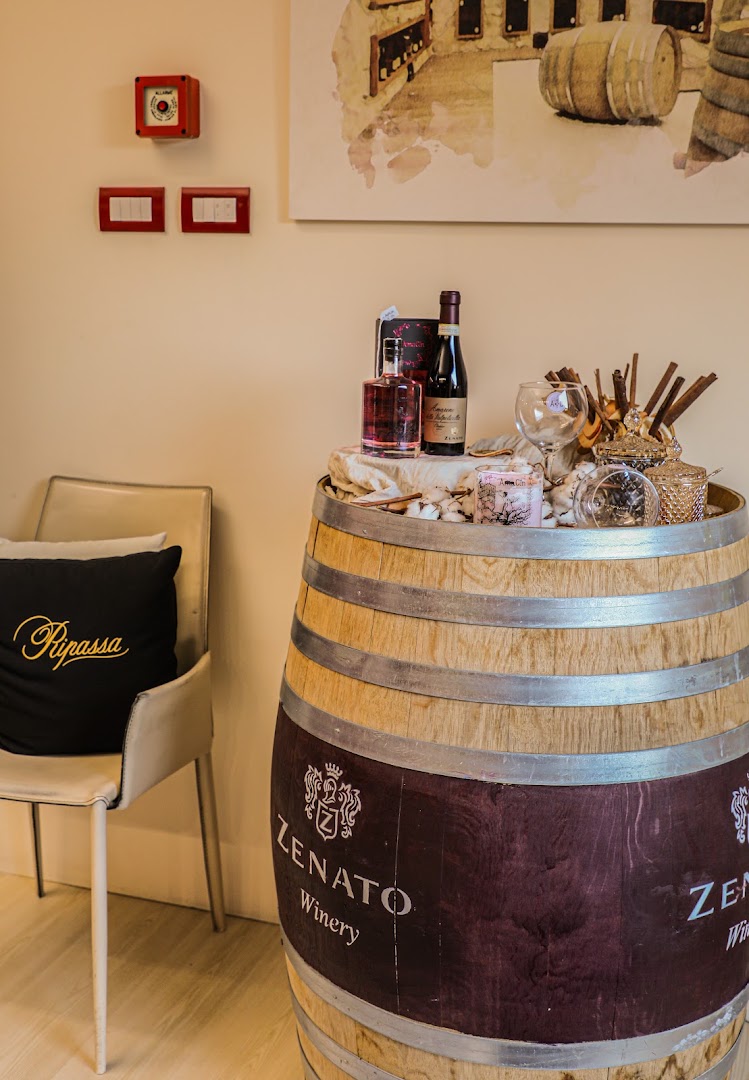 Zenato Winery - Wine Shop