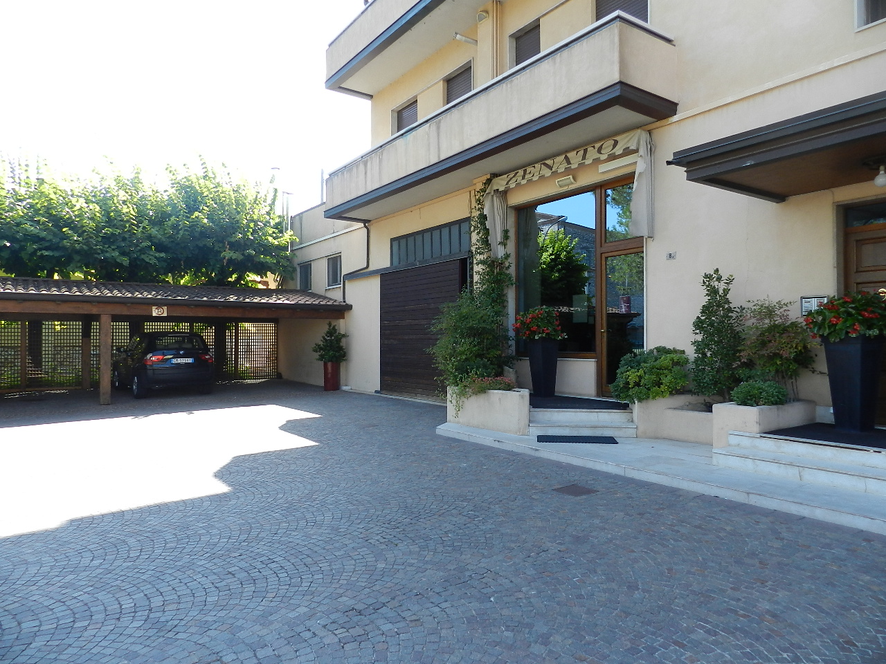 Zenato Winery - Wine Shop