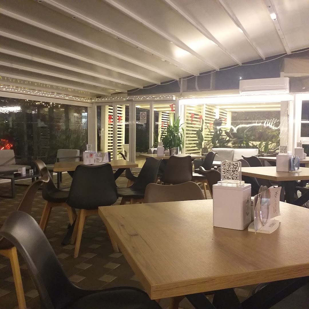 Zer099 Art Cafè